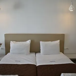 Andriani's 2* Mykonos Town